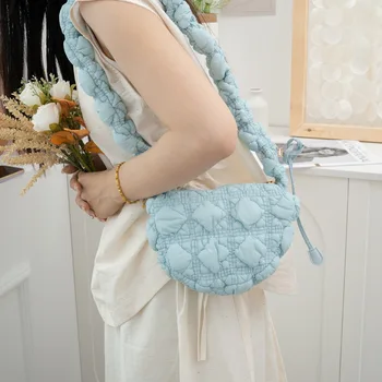 Сумка через плечо Женщины Корейская мода Плиссированная облачная сумка Сумка через плечо Сумка Сумка под мышками Эластичный плечевой ремень Сумка-тоут для женщин